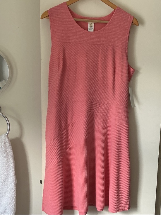 52Seven Dresses & Skirts - 52 SEVEN Sleeveless Pink Textured A-Line Dress